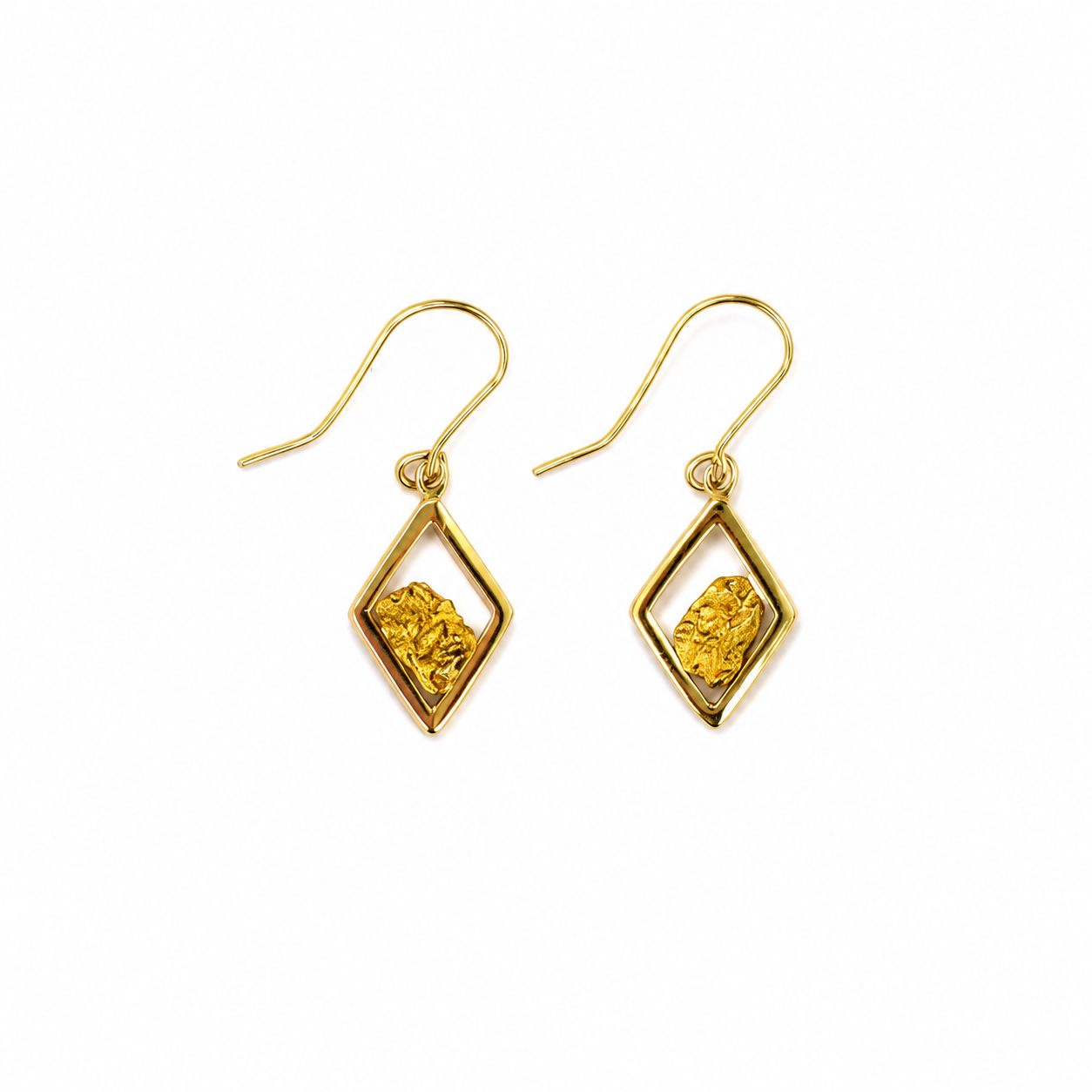 14kt Natural Gold Nugget Diamond Shape Earrings