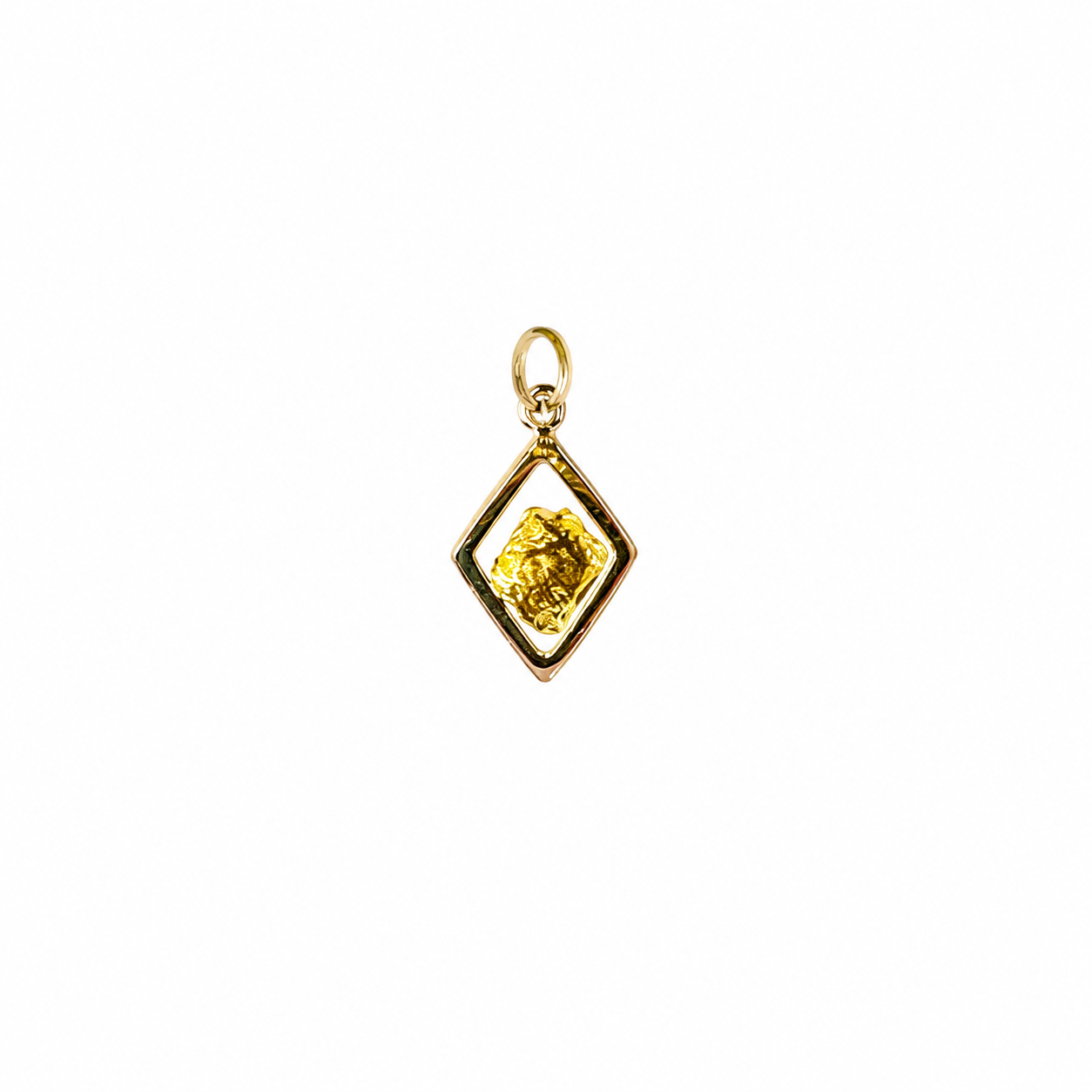 14kt Gold Diamond Shape Pendant